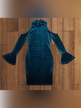 Velvet Cold Shoulder Dress NEW MEDIUM